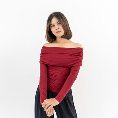 Velora - Bianca Sabrina Longsleeve