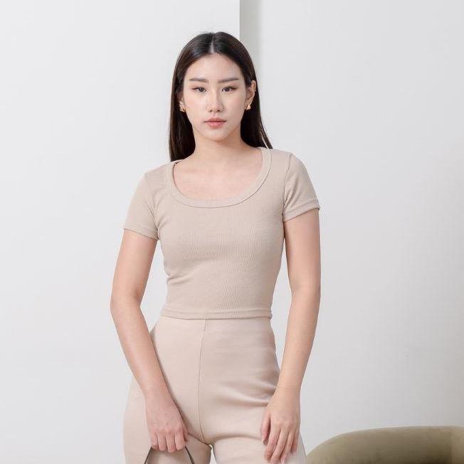 velora - aqilla uneck top